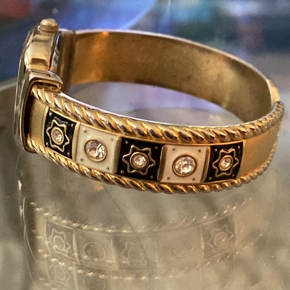 Vintage Ladies Embassy by Gruen Watch - Picture 4 of 7